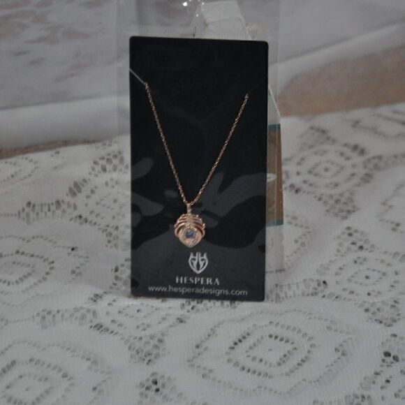 Hespera Beautiful Rose Gold Necklace with Blue Stone New - Picture 6 of 6